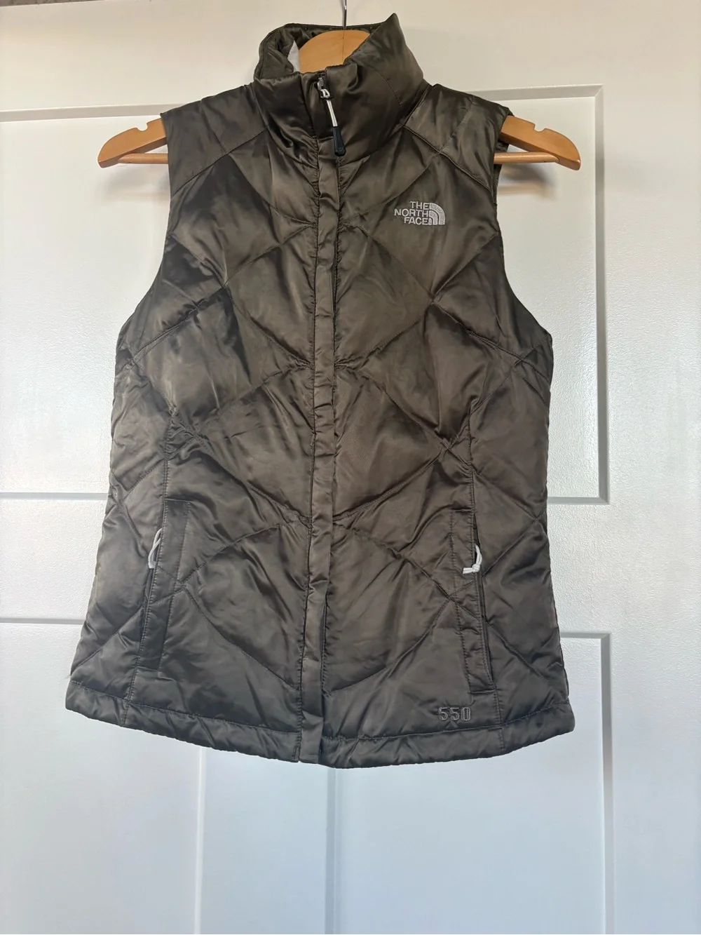 The North Face Women’s Quilted 550 Insulated Vest — Brown Size X-Small